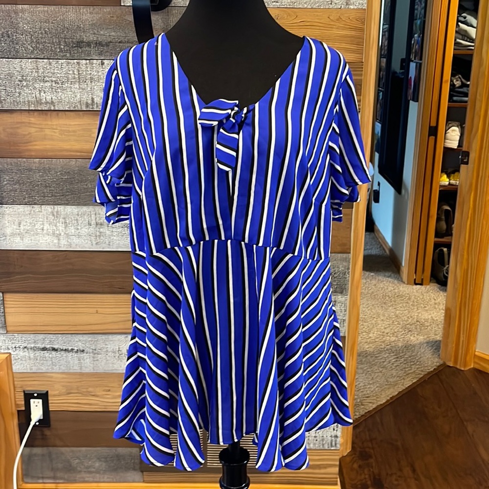 Torrid blouse